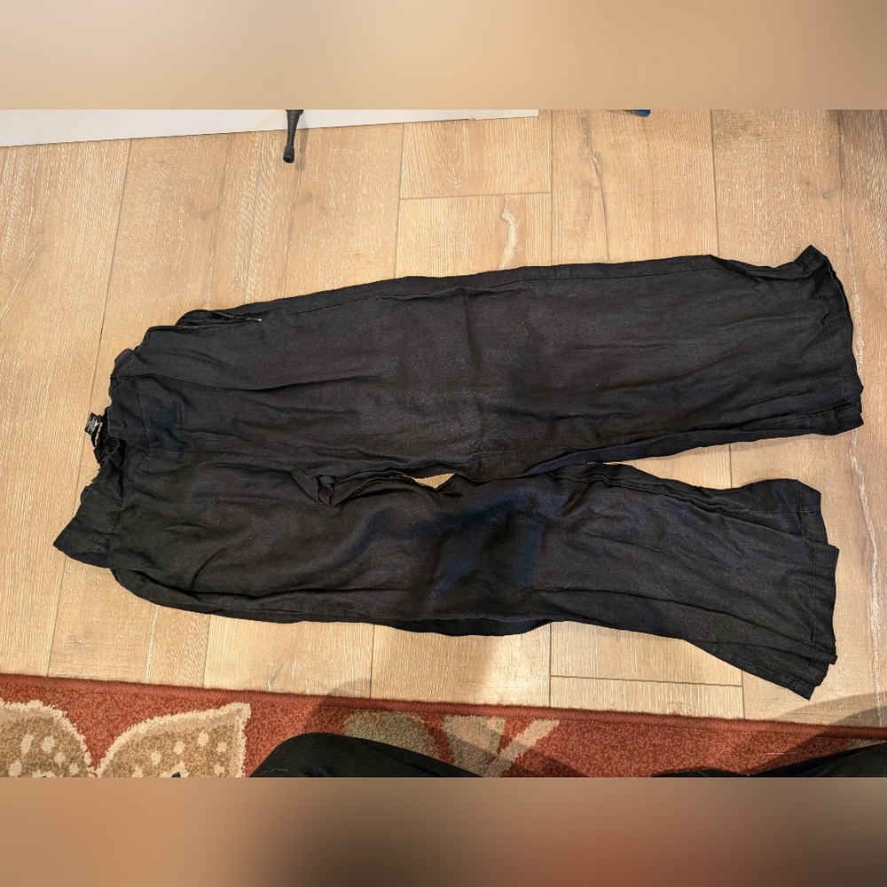 Tahari Charcoal Linen Pants